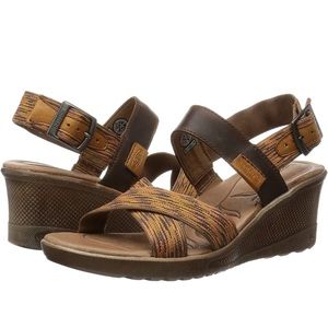 KEEN Skyline Wedge Sandal 7